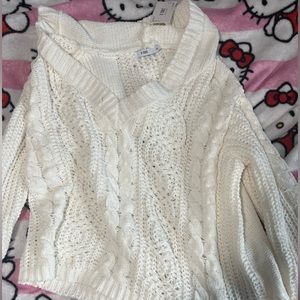 CROPPED CARDIGAN WITH HOOD